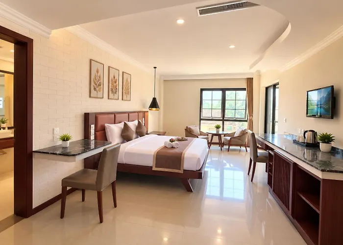 La Maison Hotel 4*